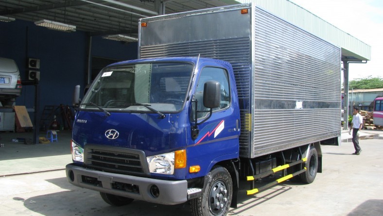 Hyundai HD99 - 6.5 tấn thùng kín